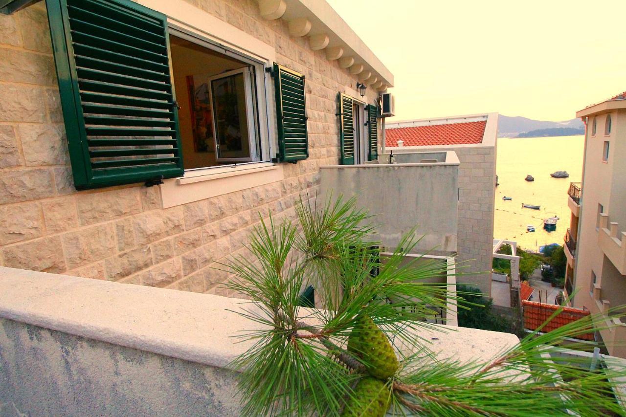 Guest House Villa Pastrovka Sveti Stefan Luaran gambar