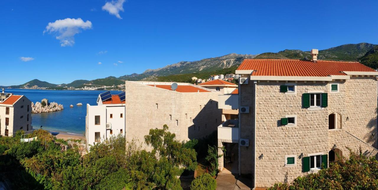 Guest House Villa Pastrovka Sveti Stefan Luaran gambar