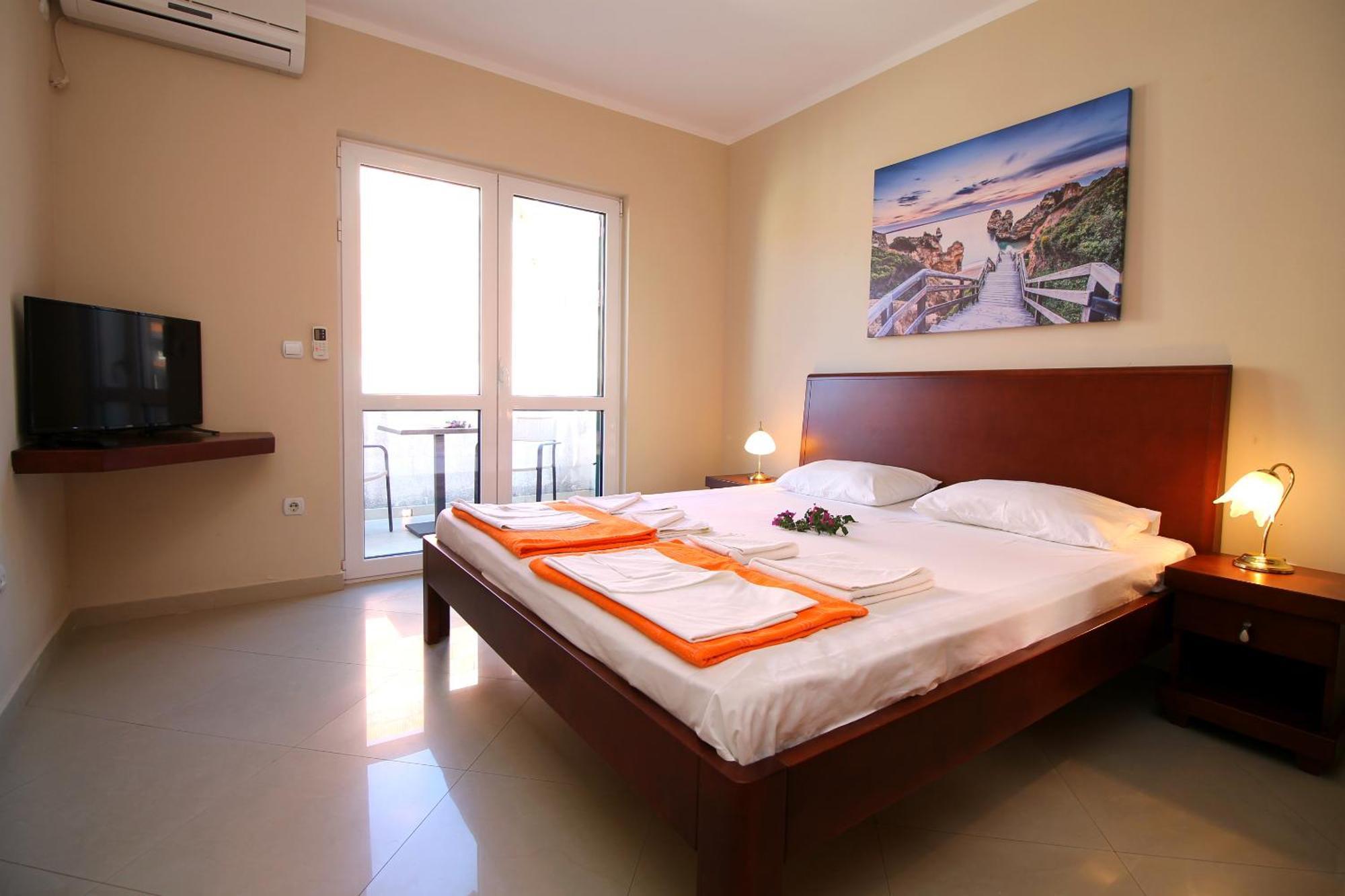 Guest House Villa Pastrovka Sveti Stefan Luaran gambar