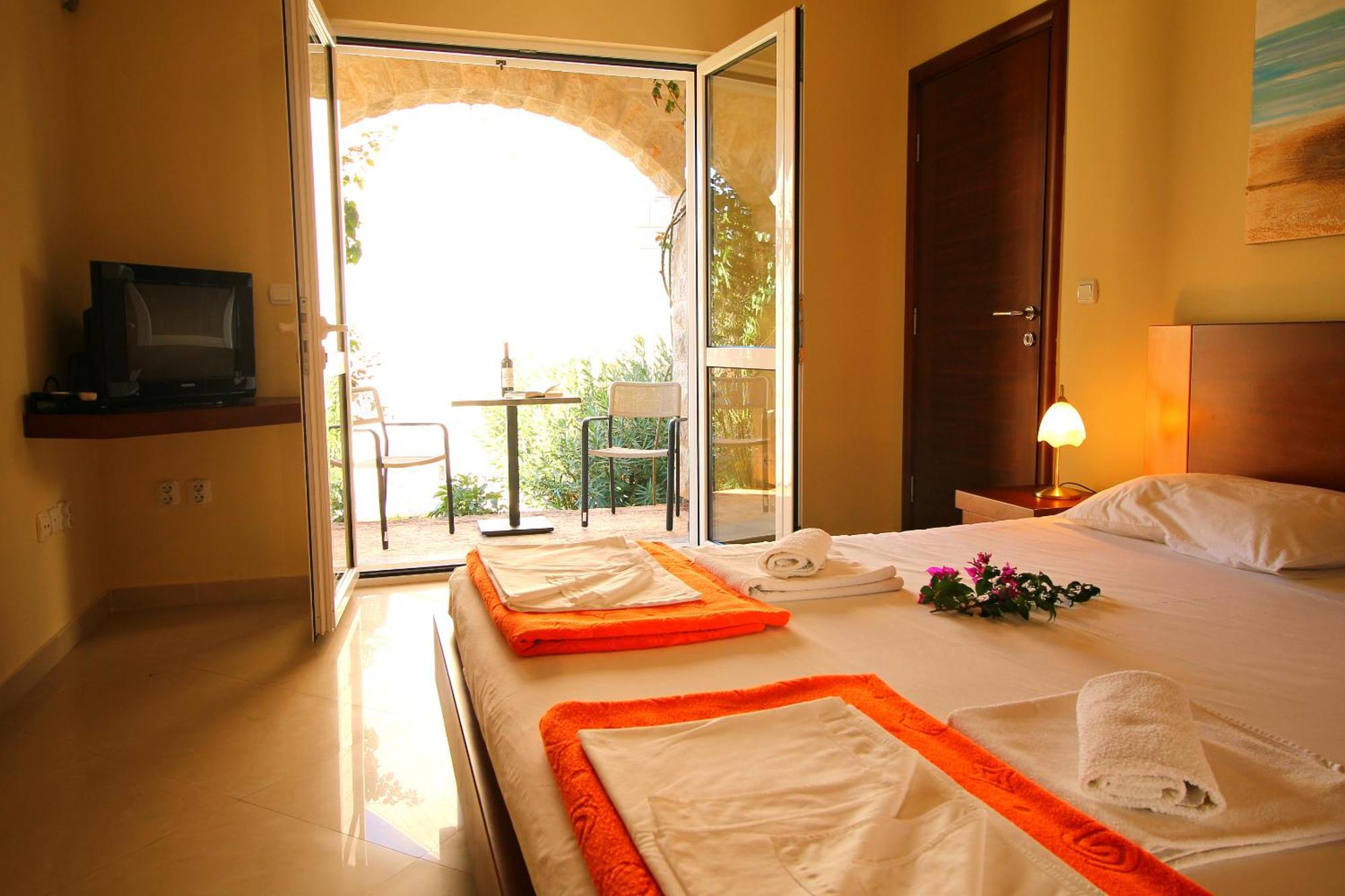 Guest House Villa Pastrovka Sveti Stefan Luaran gambar