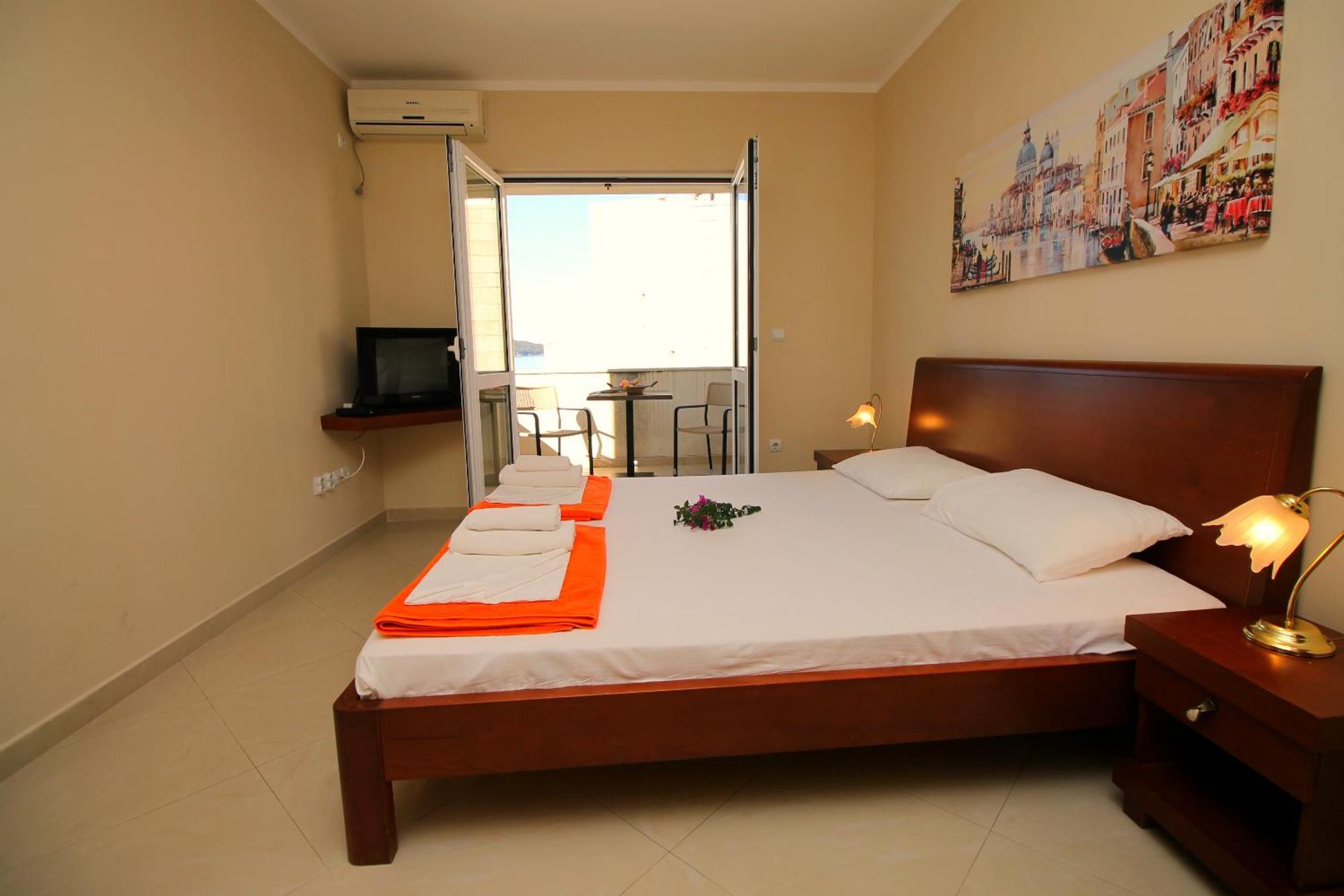 Guest House Villa Pastrovka Sveti Stefan Luaran gambar