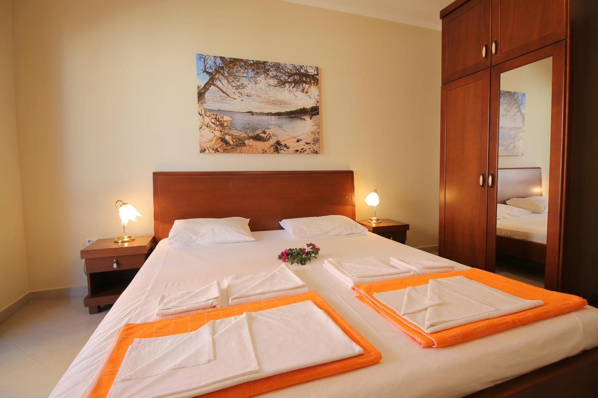 Guest House Villa Pastrovka Sveti Stefan Luaran gambar